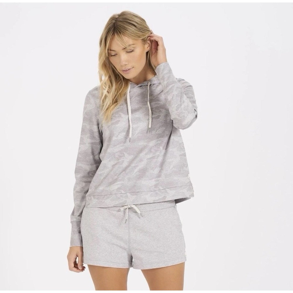 Vuori Halo Essential Hoddie Grey Camouflage Pullover Sz Small